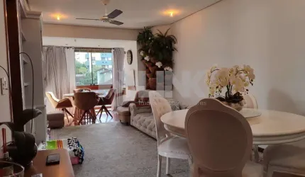 Apartamento de 2 quartos com 3 vagas à venda no bairro Bela Vista em Porto Alegre
