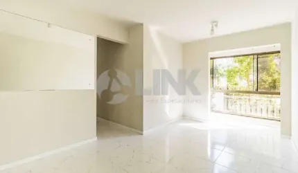 Apartamento de 2 quartos com 1 vaga à venda no bairro Jardim Carvalho em Porto Alegre