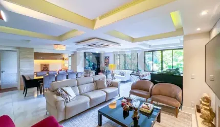 Apartamento de 3 quartos com 3 suítes e 3 vagas à venda no bairro Petrópolis em Porto Alegre