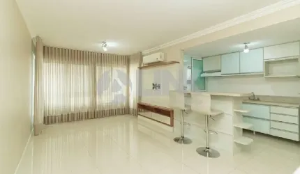 Apartamento de 2 quartos com 2 vagas à venda no bairro Menino Deus em Porto Alegre