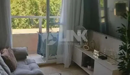 Apartamento de 2 quartos com 1 vaga à venda no bairro Parque Santa Fé em Porto Alegre