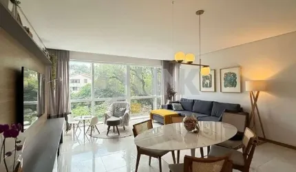 Apartamento de 3 quartos com 2 vagas à venda no bairro Petrópolis em Porto Alegre