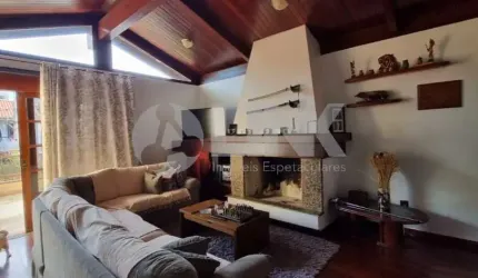 Cobertura de 4 quartos com 1 vaga à venda no bairro Menino Deus em Porto Alegre
