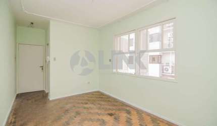 Comprar Apartamento de 3 quartos à venda no bairro Petrópolis em Porto Alegre