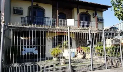 Casa com 6 quartos à venda na Rua das Azaléas, 395, Vila Valqueire, Rio de Janeiro, 493 m2 por R$ 1.700.000