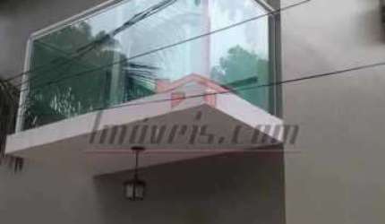 Casa com 2 quartos à venda na Estrada dos Teixeiras, 1167, Taquara, Rio de Janeiro, 110 m2 por R$ 180.000