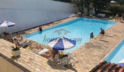 Apartamento com 2 quartos à venda na Rua Geovani de Castro, 90, Freguesia (Jacarepaguá), Rio de Janeiro, 65 m2 por R$ 200.000