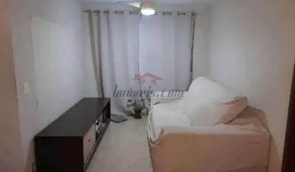 Apartamento com 2 quartos à venda na Rua Doutor Bernardino, 754, Praça Seca, Rio de Janeiro, 52 m2 por R$ 120.000