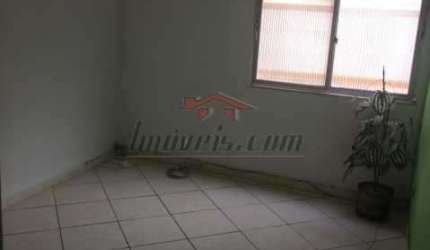 Apartamento com 3 quartos à venda na Rua Barão, 23, Praça Seca, Rio de Janeiro, 75 m2 por R$ 200.000