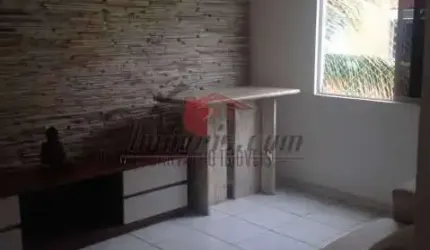Apartamento com 2 quartos à venda na Rua Oswaldo Lussac, 131, Taquara, Rio de Janeiro, 52 m2 por R$ 122.000