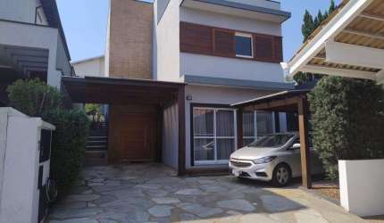 Casa à venda em Campinas, Fazenda Santa Cândida, com 3 suítes, com 210 m²