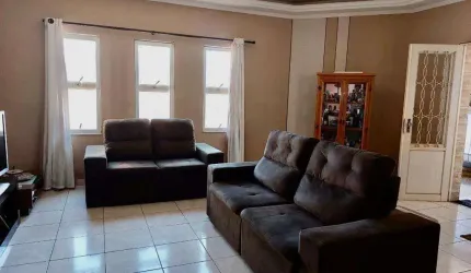 Sobrado à venda em Paulínia, Betel, com 4 quartos, com 261 m²