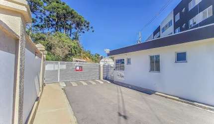 Apartamento com 2 quartos para alugar na Rua Alfredo de Andrade, 75, Bonfim, Almirante Tamandaré, 40 m2 por R$ 1.000