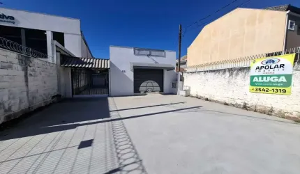 Ponto comercial para alugar na Rua Vinte e Quatro de Maio, 659, Centro, Pinhais, 659 m2 por R$ 2.500