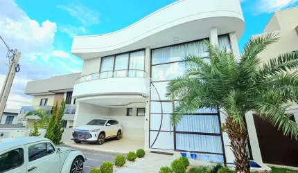 Sobrado de Alto Padrão no Condomínio Morada das Flores à Venda, 238 m², R$ 2.500.000,00 - Cambé