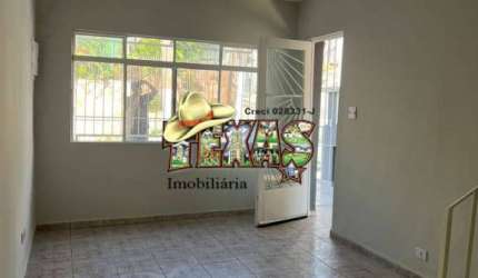 SOBRADO À VENDA COM 2 QUARTOS NO CENTRO PENHA