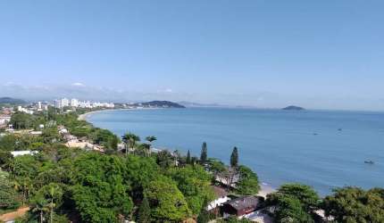 Apartamento em Centro  -  Penha