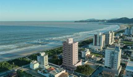 Apartamento em Centro  -  Navegantes