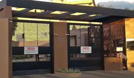 Apartamento com 3 dormitórios para alugar, 57 m² por R$ 1.700,00/mês - Panorama - Londrina/PR