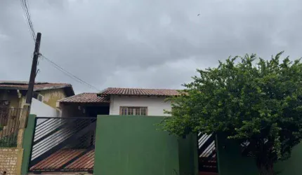 Casa com 4 dormitórios à venda, 89 m² por R$ 500.000,00 - São Pedro - Londrina/PR