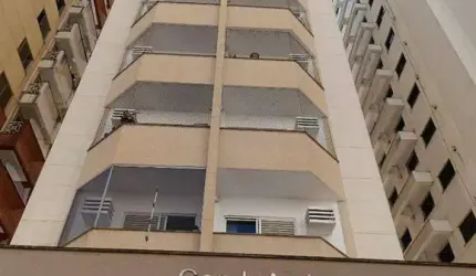 Apartamento com 3 dormitórios à venda, 65 m² por R$ 350.000,00 - Centro - Londrina/PR