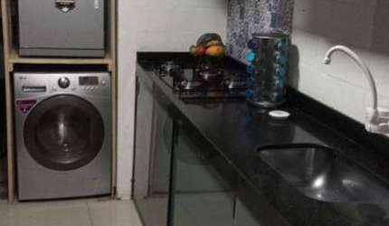 Apartamento com 3 dormitórios à venda, 90 m² por R$ 320.000,00 - Pq Manella - Cambé/PR