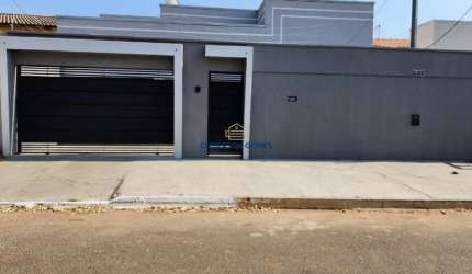Casa para Venda em Caldas Novas, Estância Itaguaí, 3 dormitórios, 1 suíte, 1 banheiro, 1 vaga