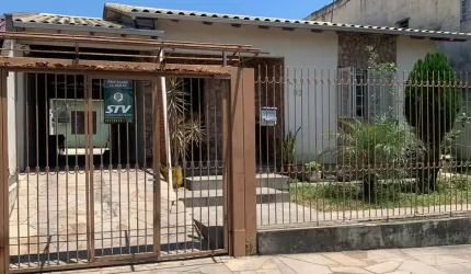 Casa com 3 quartos à venda na Rua Ayrton Senna da Silva, 53, Vila Três Marias, Esteio, 90 m2 por R$ 424.000
