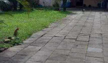 Casa de 150 metros quadrados no bairro Igara com 2 quartos