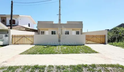 Casa em Balneário Coroados - Guaratuba, PR