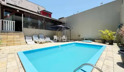 Sobrado  em Centro - Guaratuba, PR