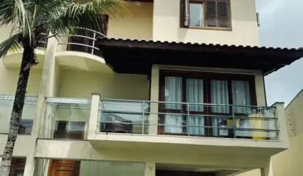 Sobrado com 3 dormitórios à venda, 175 m² por R$ 950.000 - Vila Oliveira - Mogi das Cruzes/SP