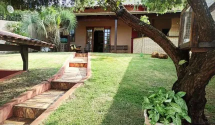 Casa à venda, na Avenida Castelo Branco por R$ 659.000 - Jardim Presidente - Londrina/PR