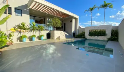 Casa com 3 suítes à venda, 300 m² por R$ 2.950.000 - Terras de Santana II - Londrina/PR