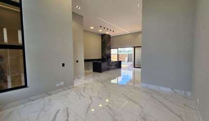 Casa a venda no Condomínio Bellevie, 3 suítes por R$ 1.790.000 - Centro - Cambé/PR