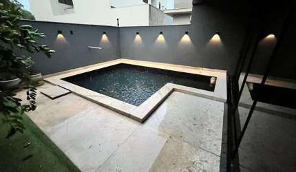 Casa com 3 dormitórios à venda, 244 m² por R$ 1.800.000 - Jardim Montecatini - Londrina/PR