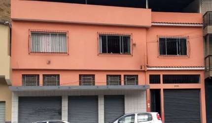 Casa à venda no Cônego