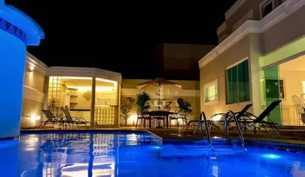 Casa à Venda na Enseada no Guarujá | Alfa Imóveis