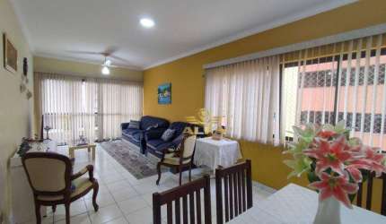 Apartamento à venda na Praia das Pitangueiras, 3 Quartos, 2 Vagas.