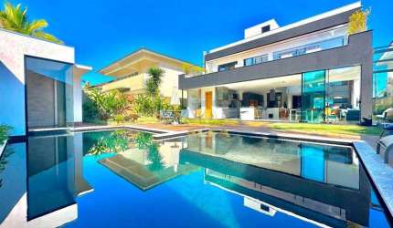 Casa à Venda no Acapulco em Guarujá | Alfa Imóveis Guarujá