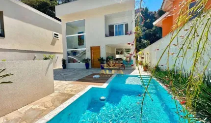 Casa à Venda no Pernambuco II em Guarujá | Alfa Imóveis Guarujá