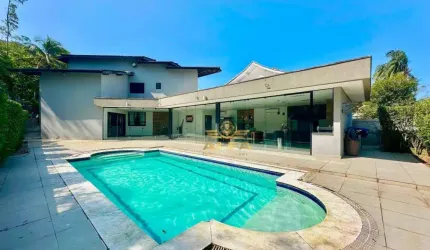 Casa à Venda no Granvile em Guarujá | Alfa Imóveis Guarujá