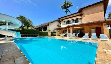 Casa com 4 Suítes à venda no Condomínio Jardim Acapulco, Guarujá.