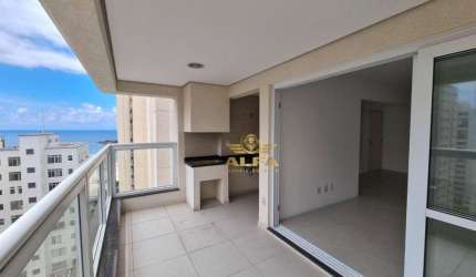 PRÉDIO NOVO - Apartamento com 3 quartos sendo 1 suíte à venda, Lazer, 2 vagas de garagem, Praia das Pitangueiras, Guarujá.
