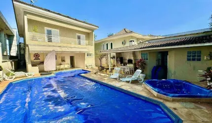 Casa à Venda na Enseada no Guarujá | Alfa Imóveis Guarujá