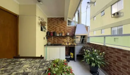 Villagio Triplex com Varanda Gourmet | Despesas baixas | 3 Dormitórios sendo 2 suítes, 1 vaga, Guarujá-SP.