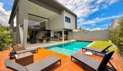 Casa à Venda no Acapulco em Guarujá | Alfa Imóveis Guarujá