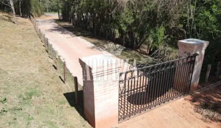 Chácara / sítio à venda no Batatuba, Piracaia  por R$ 660.000