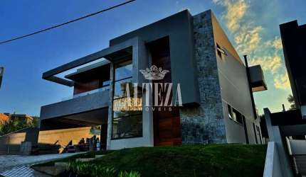 Casa em condomínio fechado com 4 quartos à venda no Alpes de Atibaia, Atibaia  por R$ 3.200.000