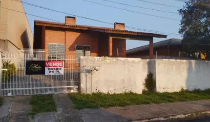Casa com 3 quartos à venda na Vereador João de Oliveira Tigrinho, 91, Vila Bancária, Campo Largo por R$ 850.000